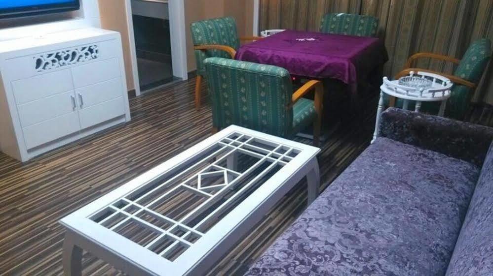 New Zhongxun Business Hotel Yueyang Zewnętrze zdjęcie